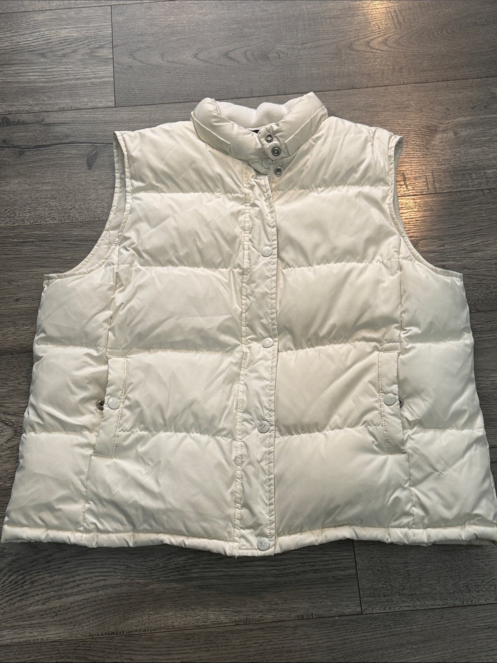 GAP Ivory Quilted Puffer Vest